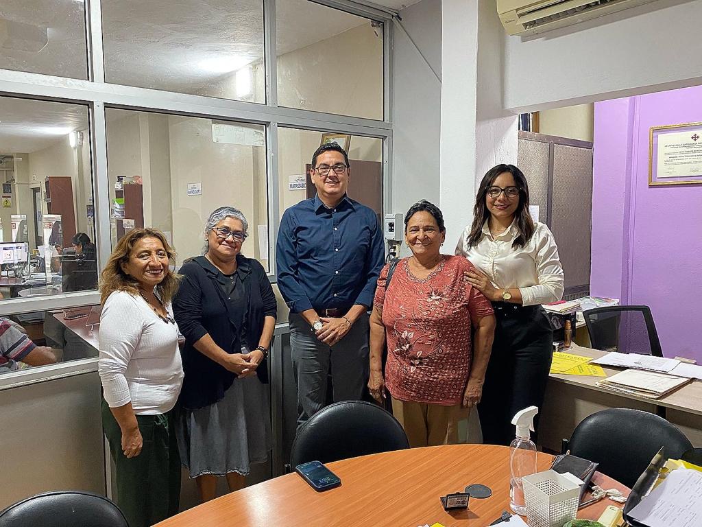 Nuevos propietarios firmaron sus escrituras de compra-venta del proyecto Mi Casita Linda