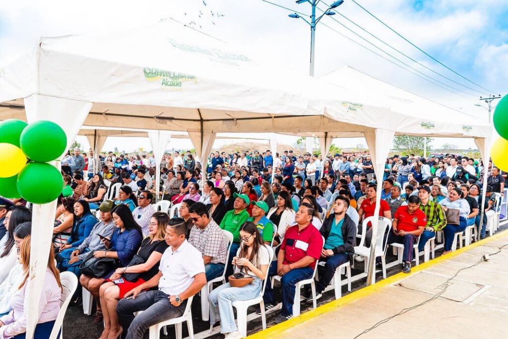 Entrega de las primeras 11 viviendas de Mi Casita Linda